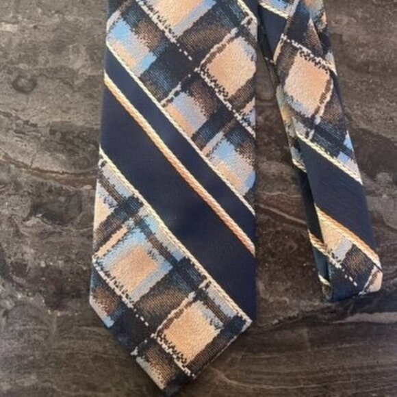 Vintage Gibsons Lewiston By Damon Polyester Plaid and Striped Tie Wide Retro - Picture 2 of 6